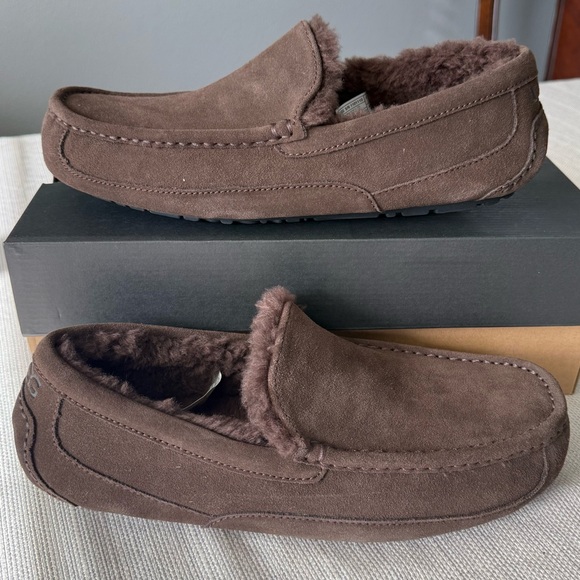 UGG MENS ASCOT SLIPPERS - Picture 1 of 9